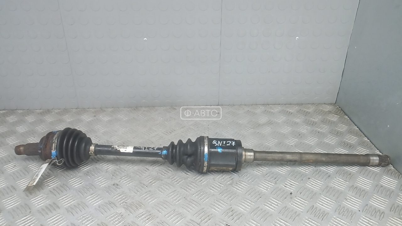 Привод передний правый