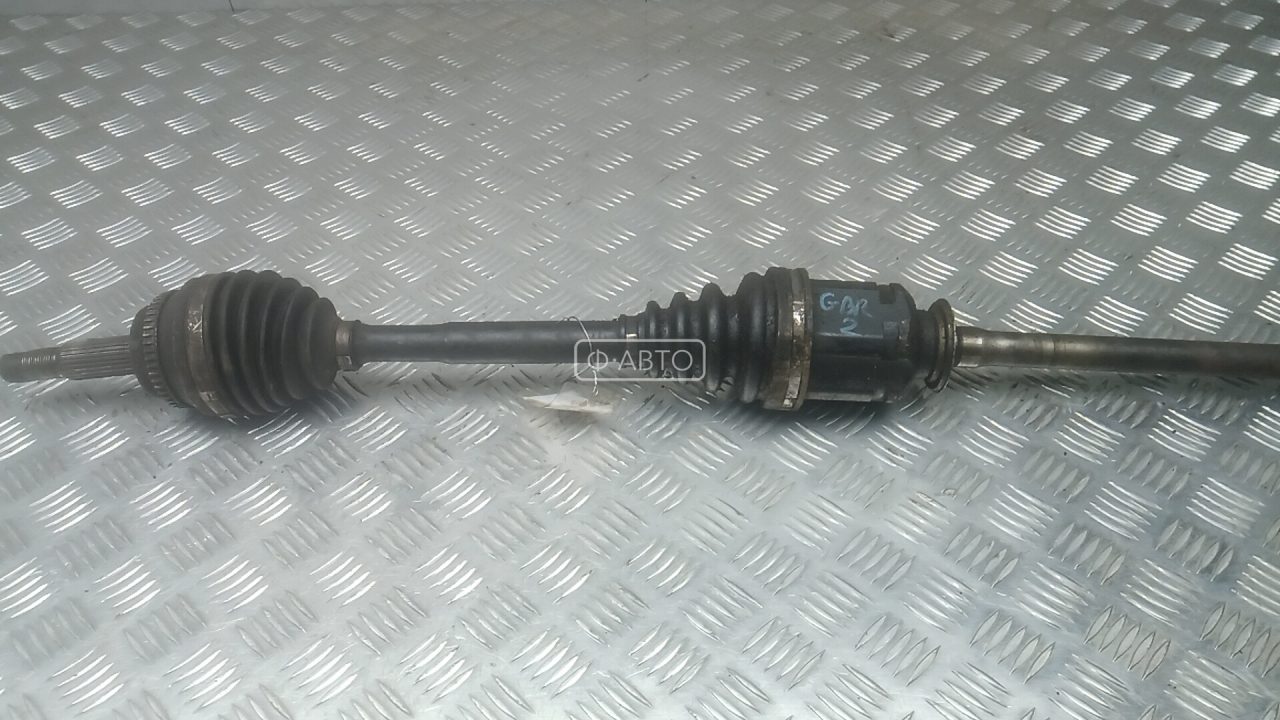 Привод передний правый