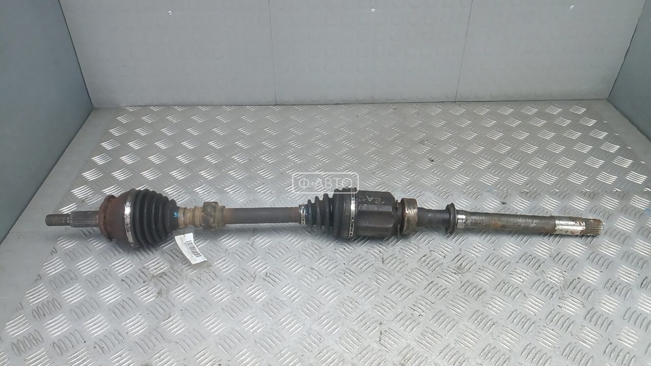 Привод передний правый