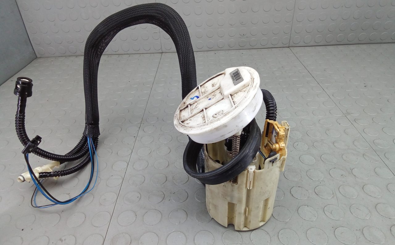 Насос топливный электрический