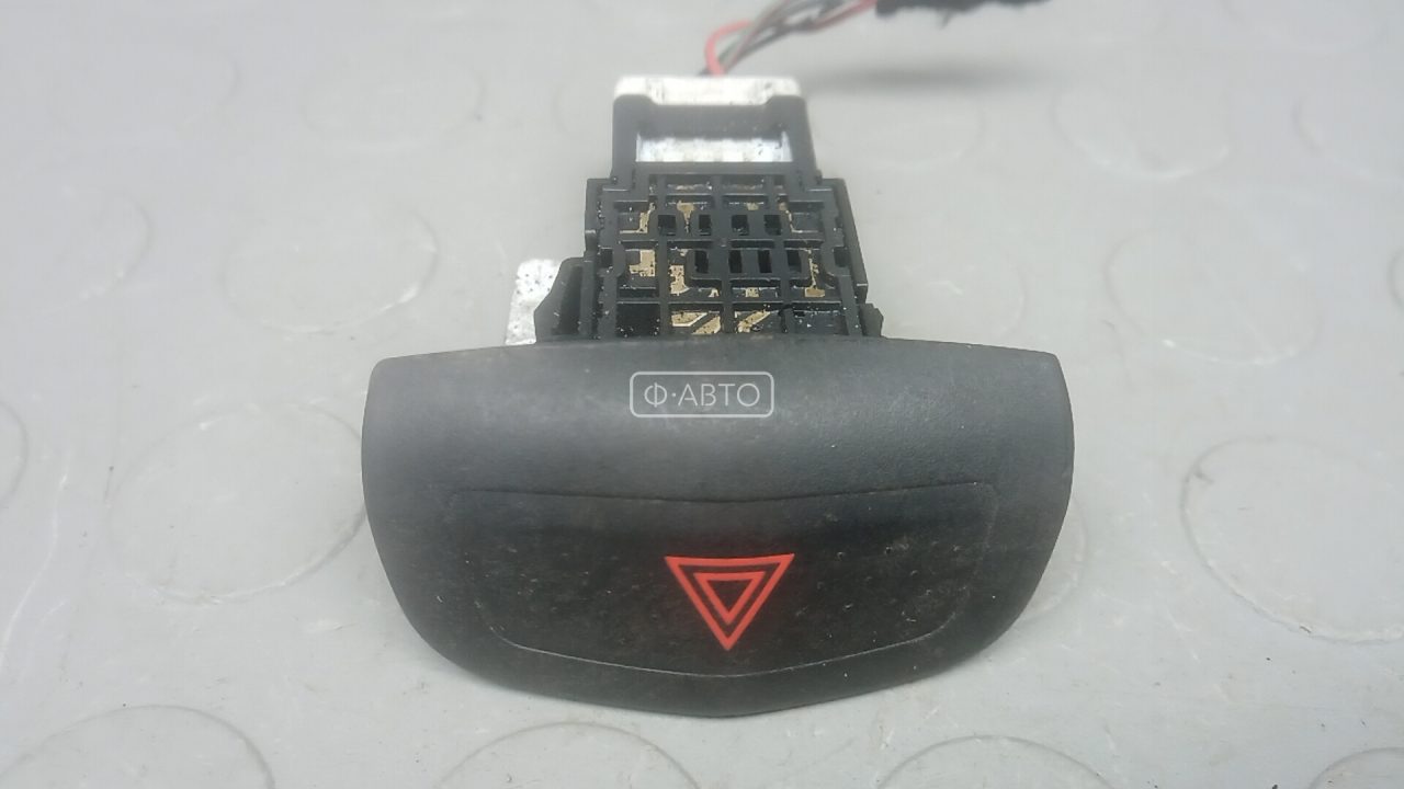 Кнопка аварийки