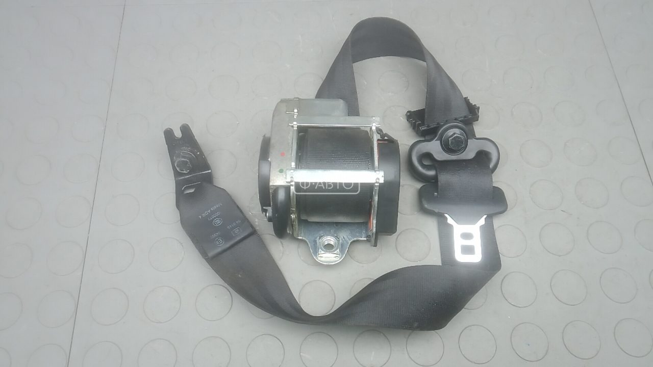 Ремень безопасности с пиропатроном сиденья заднего