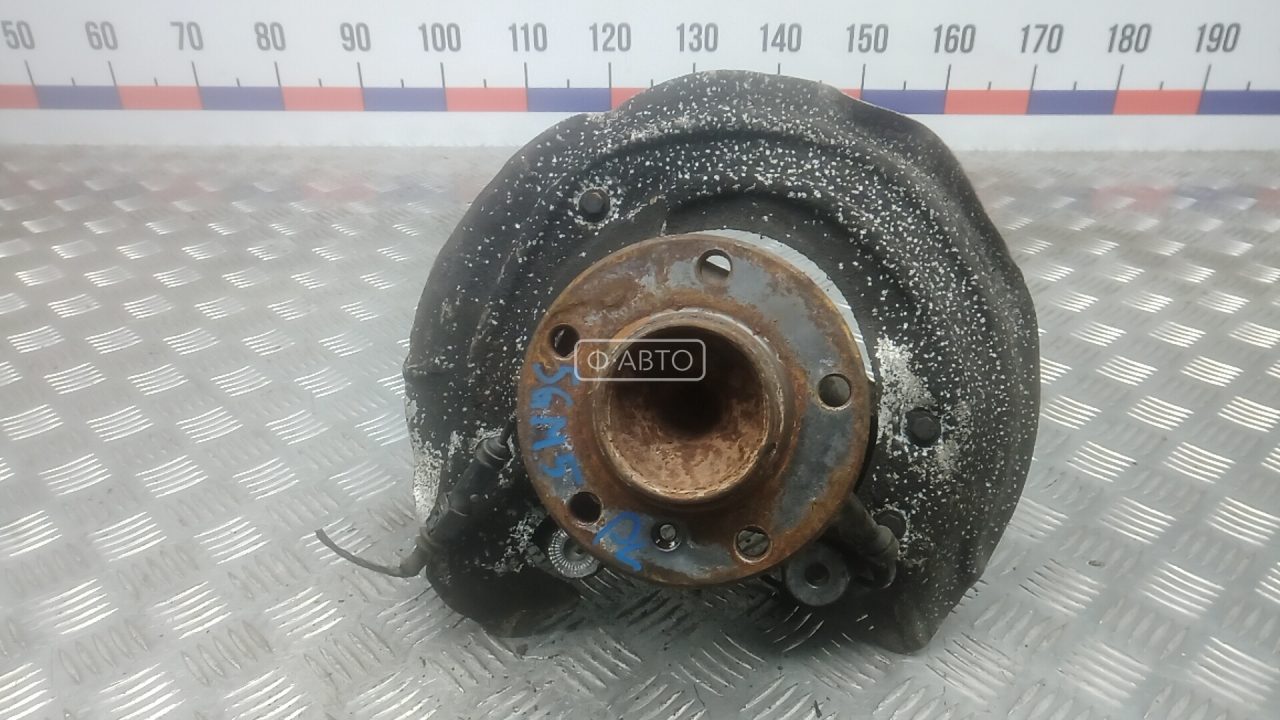 Ступица передняя левая