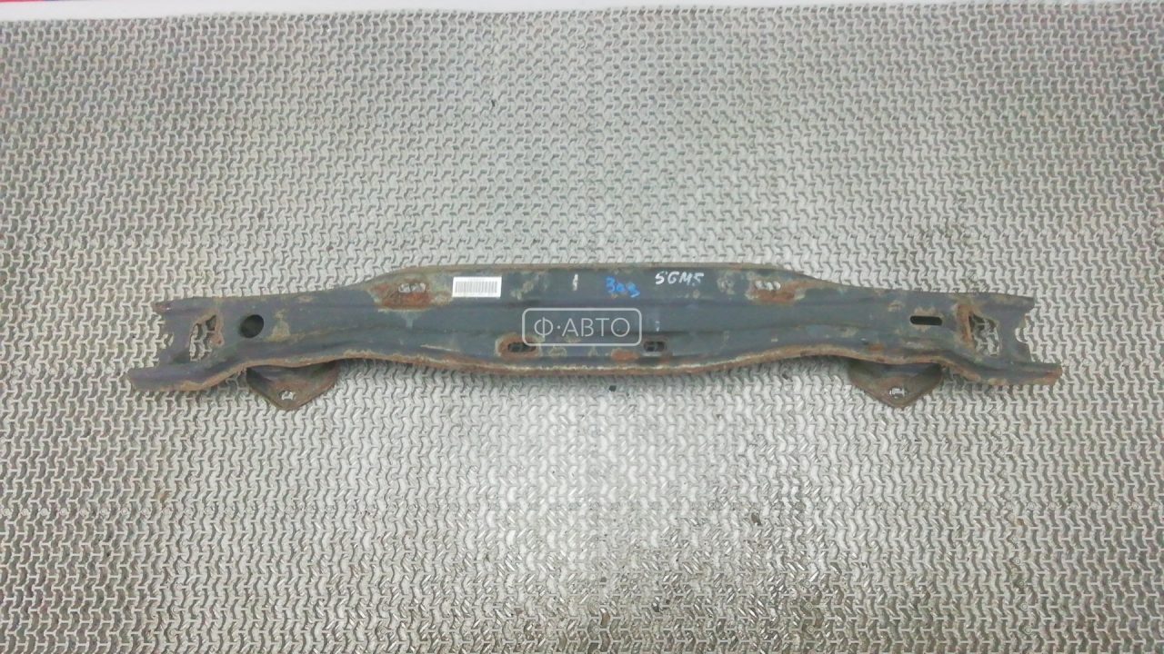 Усилитель бампера задний