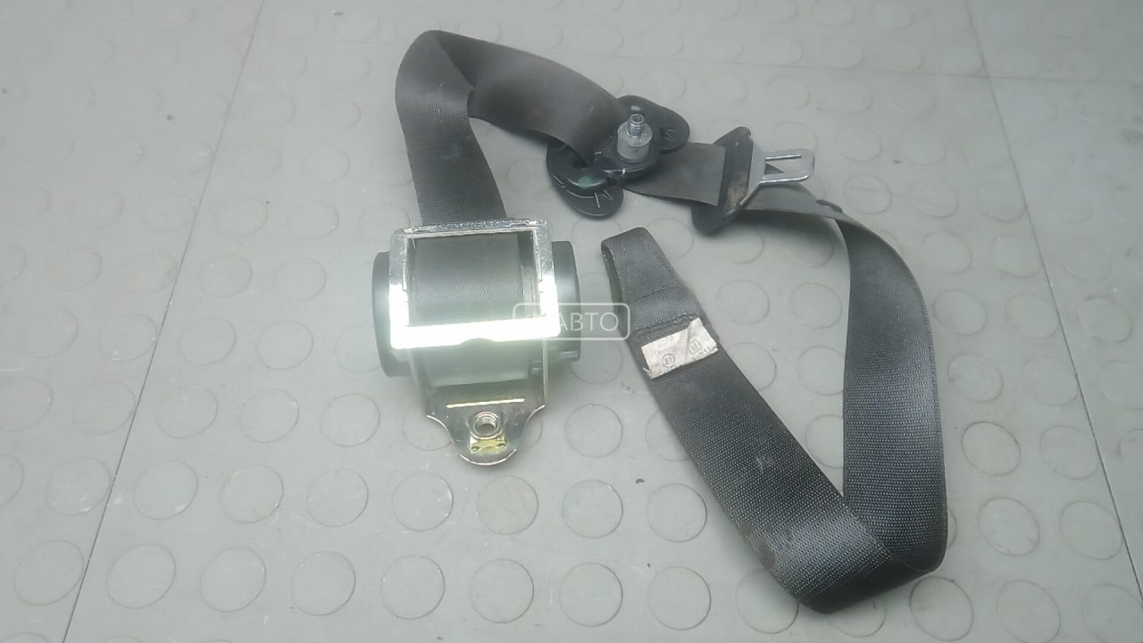 Ремень безопасности с пиропатроном сиденья переднего