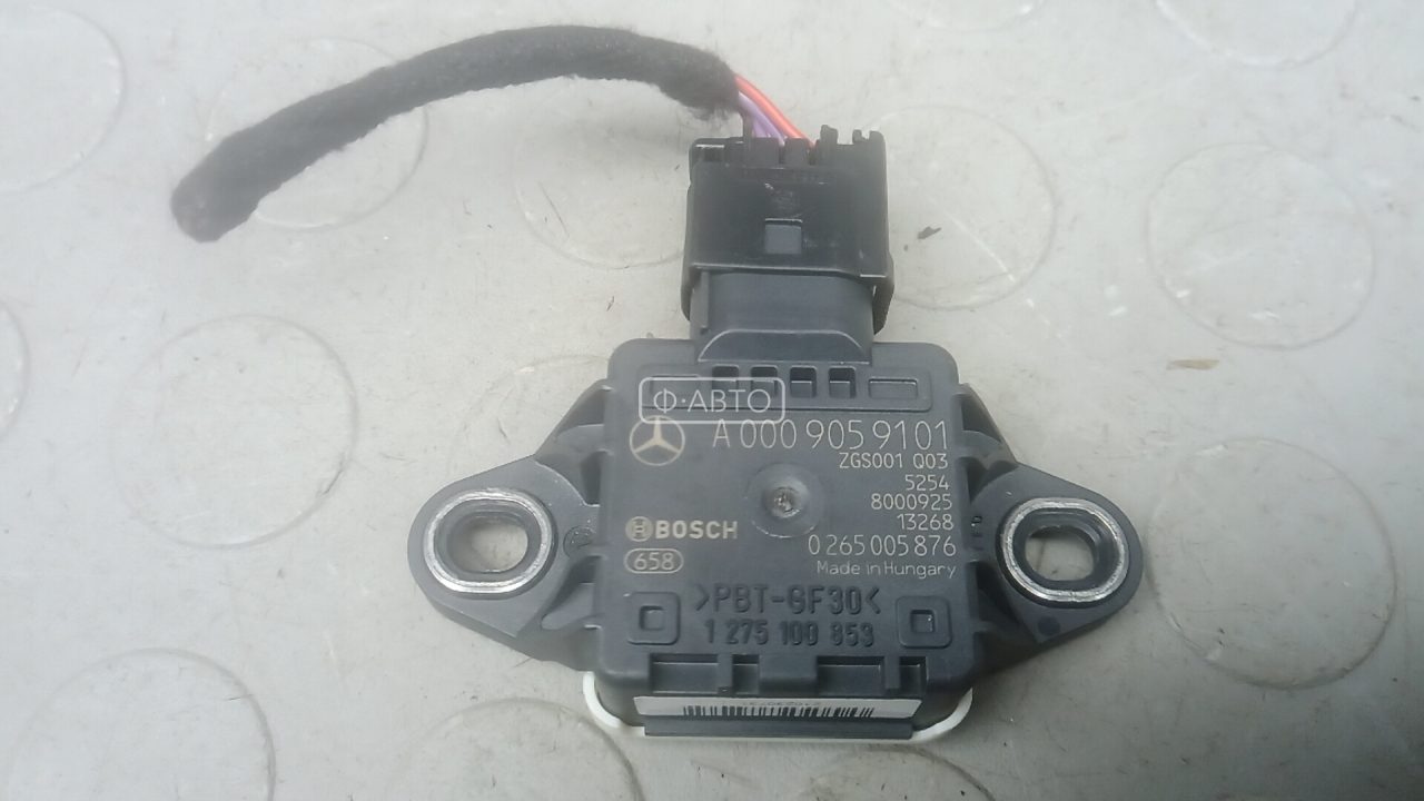 Датчик ускорения