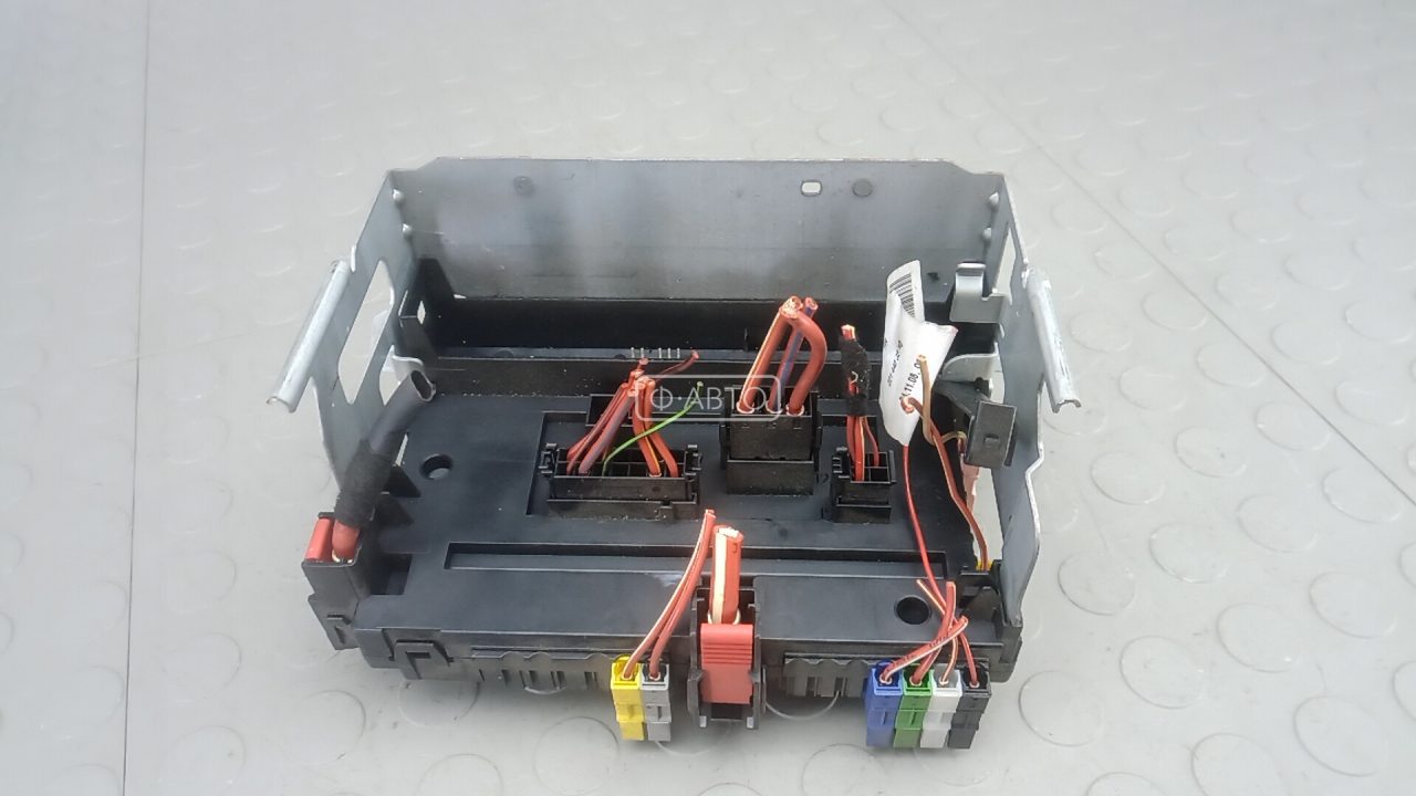 Блок предохранителей