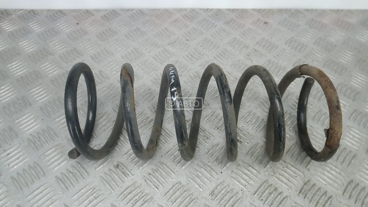 Пружина задняя