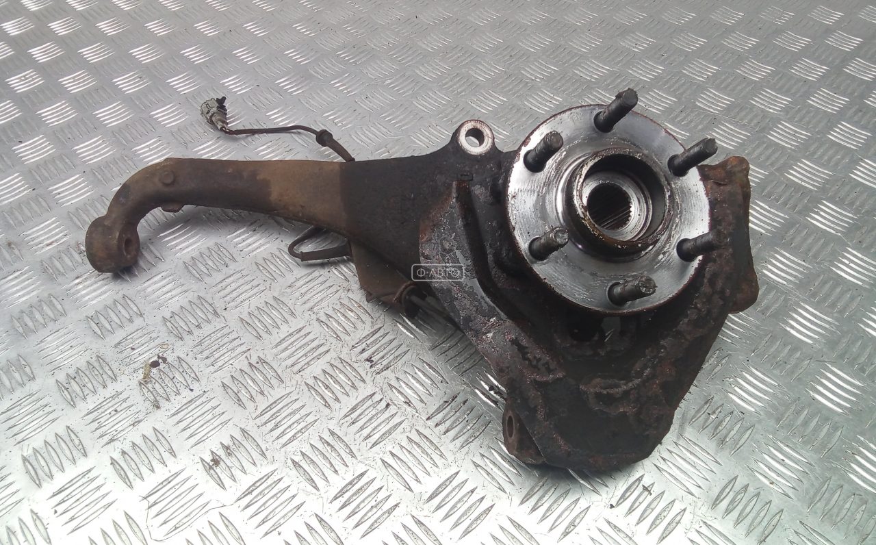 Ступица передняя левая