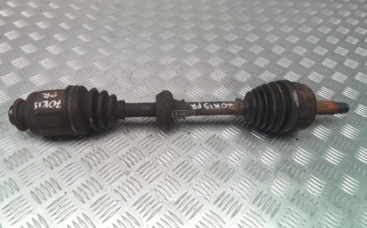 Привод передний правый