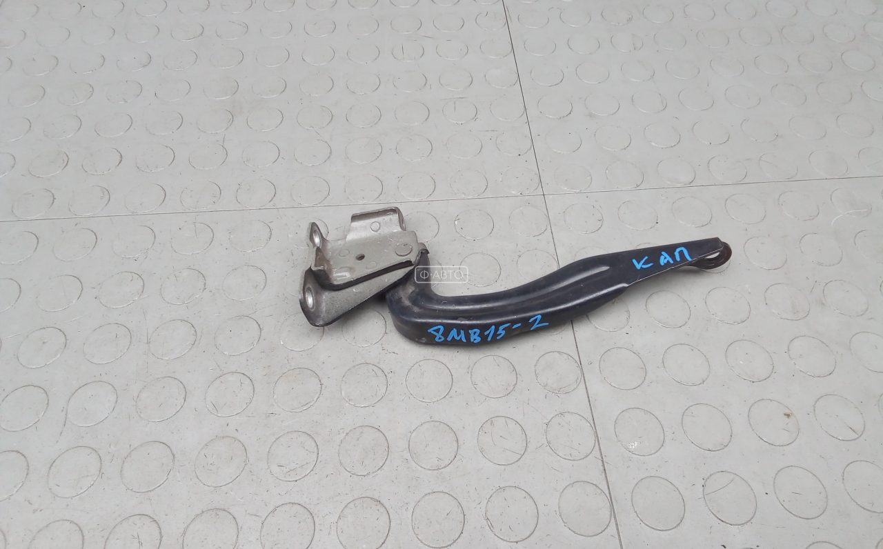 Петля капота