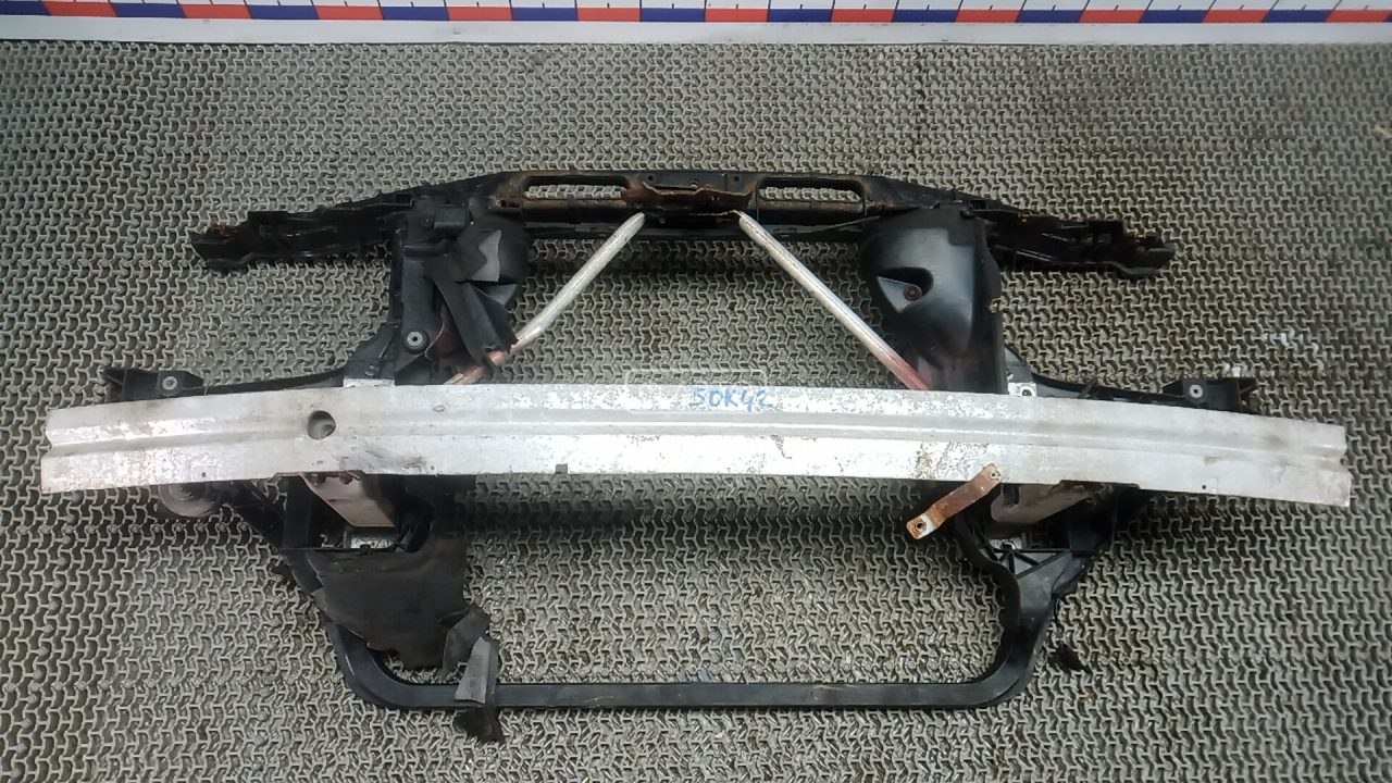 Передняя панель крепления облицовки (телевизор)