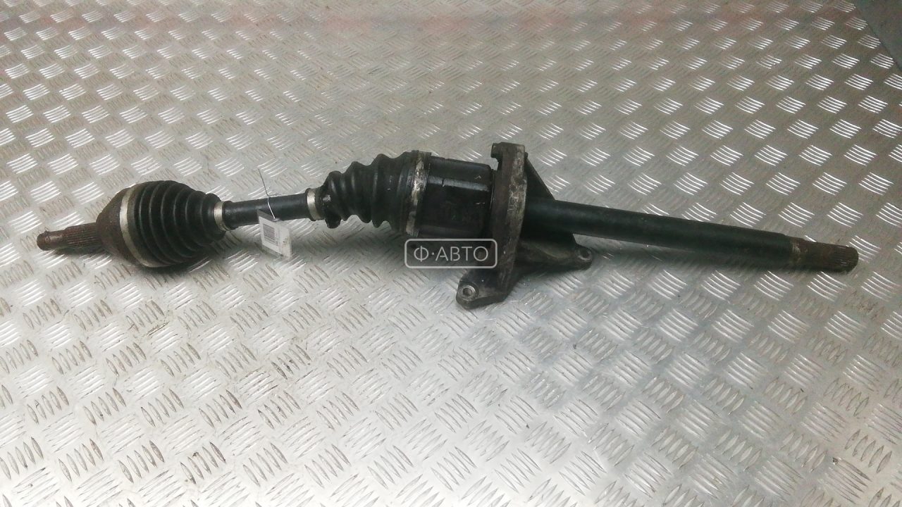 Привод передний правый