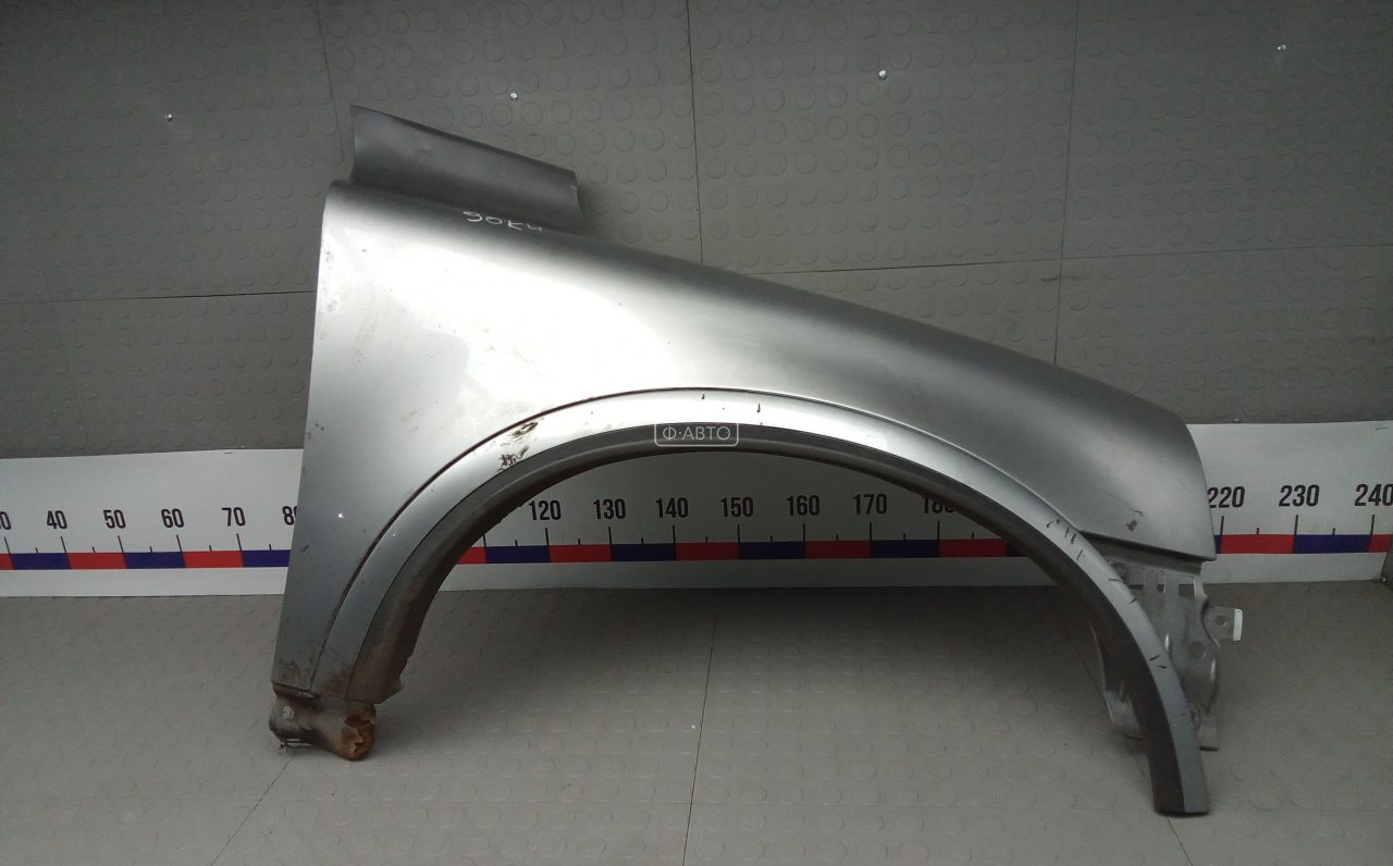 Крыло переднее правое