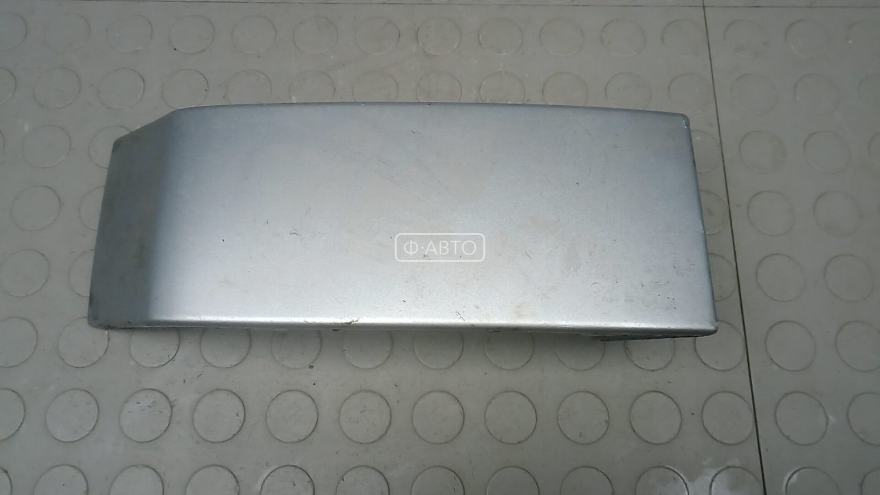 Ус под фонарь правый