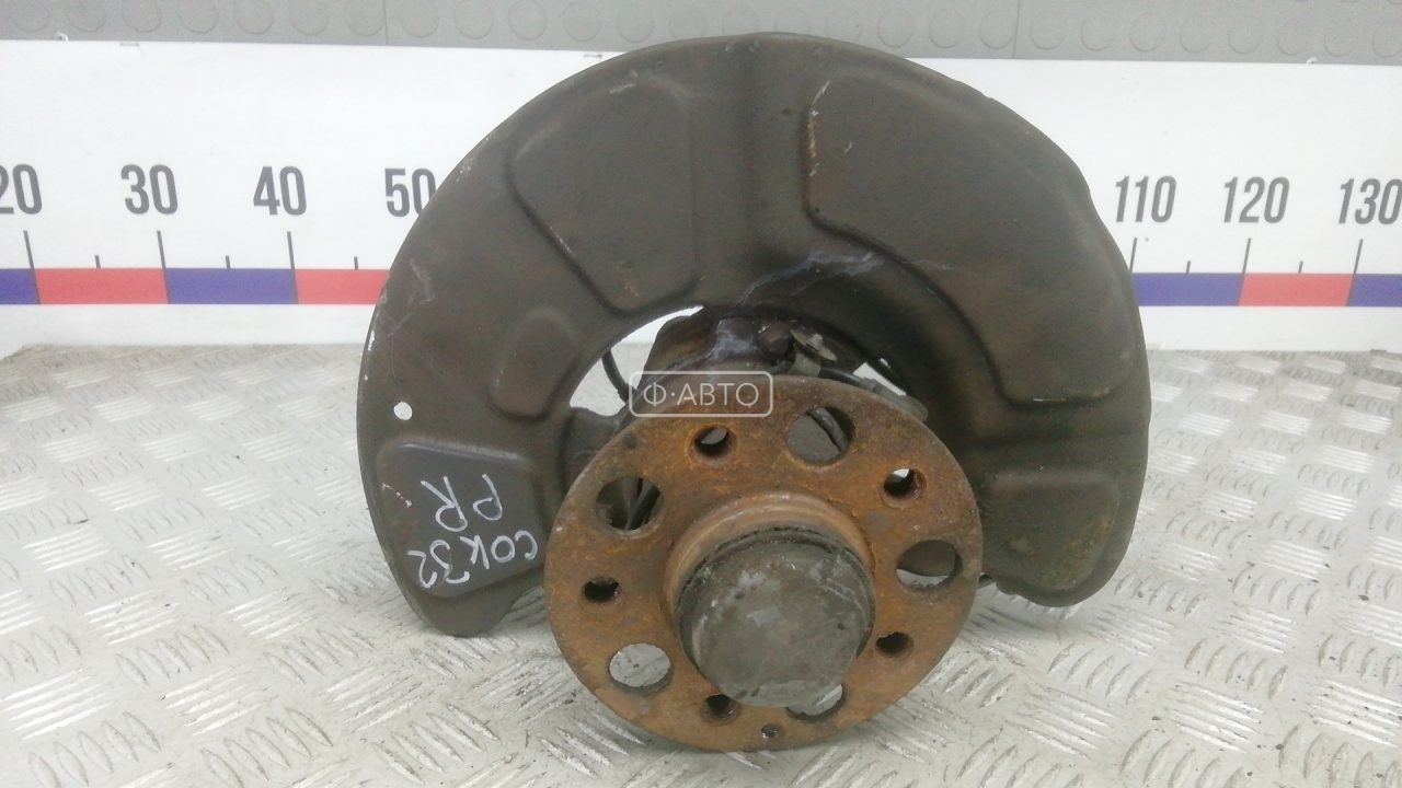 Ступица передняя правая