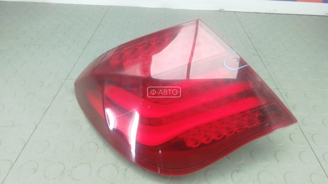 Фонарь задний левый