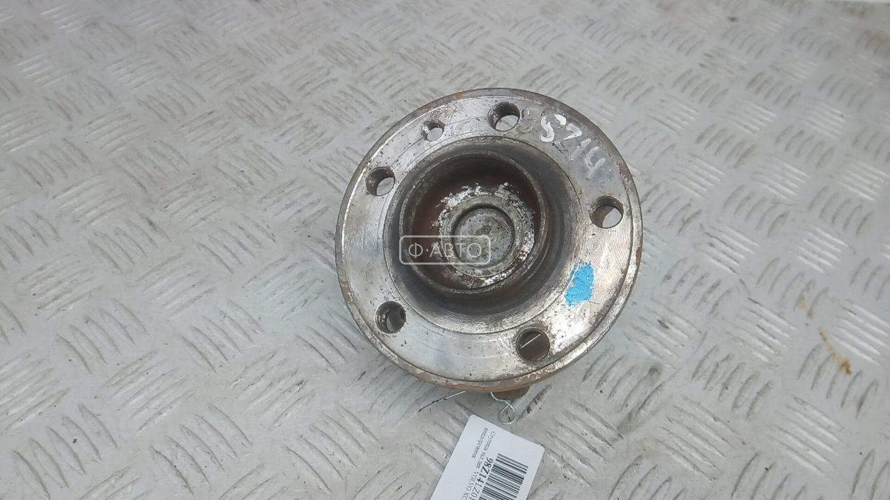 Ступица задняя левая