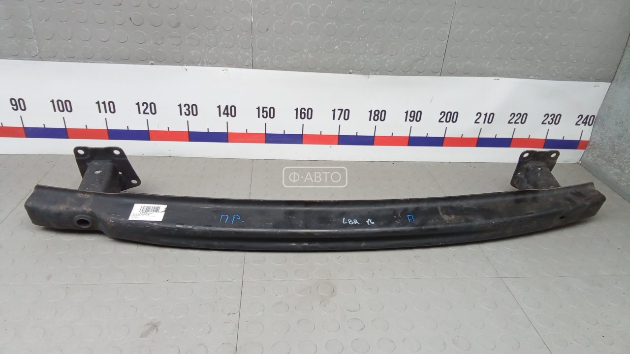 Усилитель бампера передний (кронштейн)