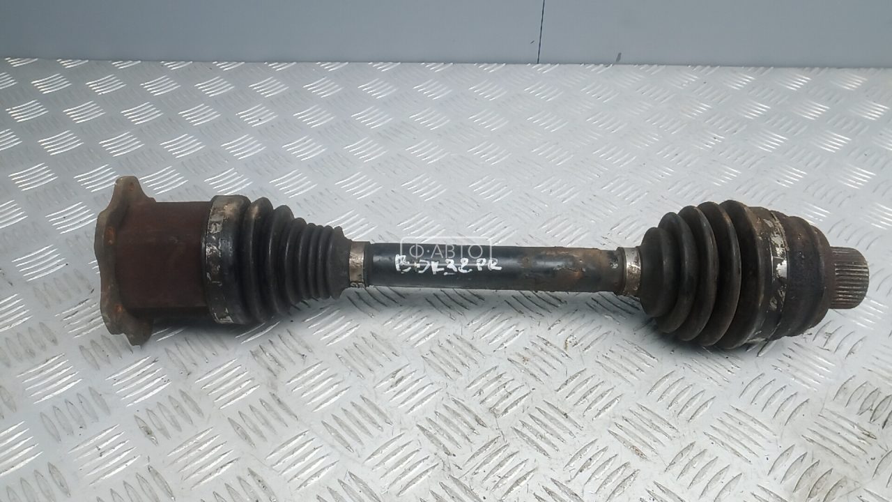 Привод передний правый