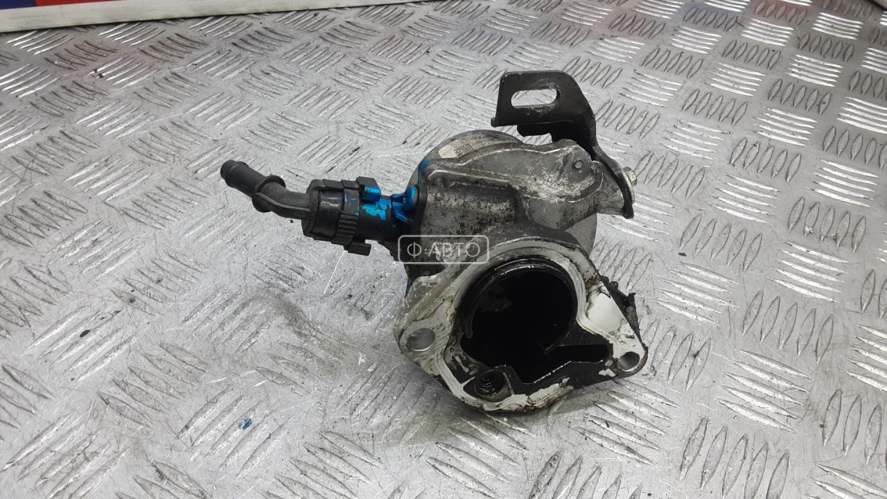 Насос вакуумный