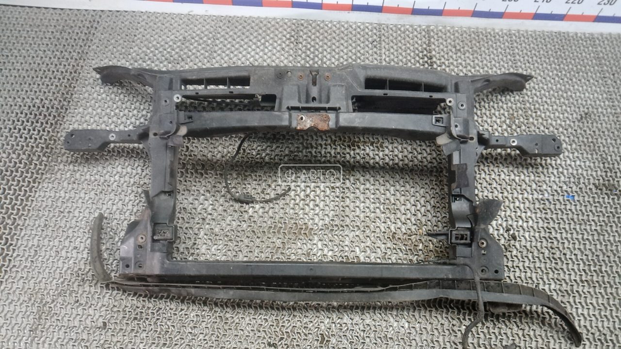 Передняя панель крепления облицовки (телевизор)