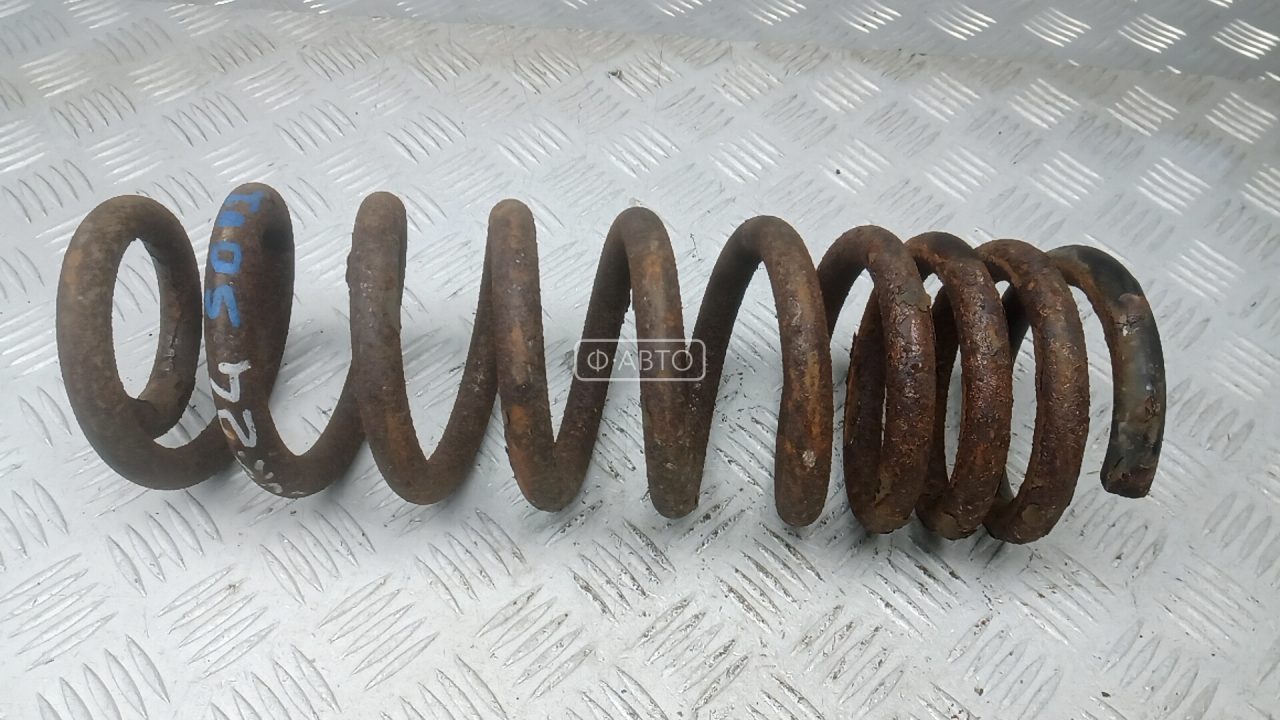 Пружина задняя