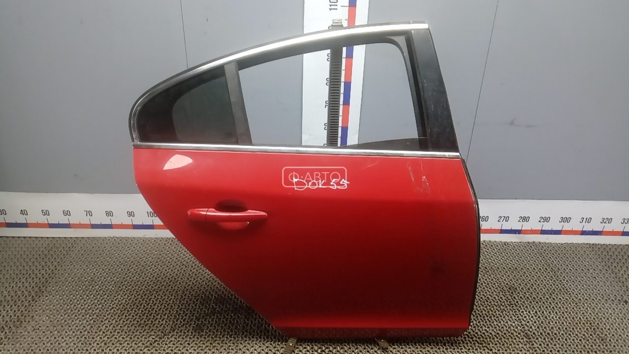 Дверь задняя правая