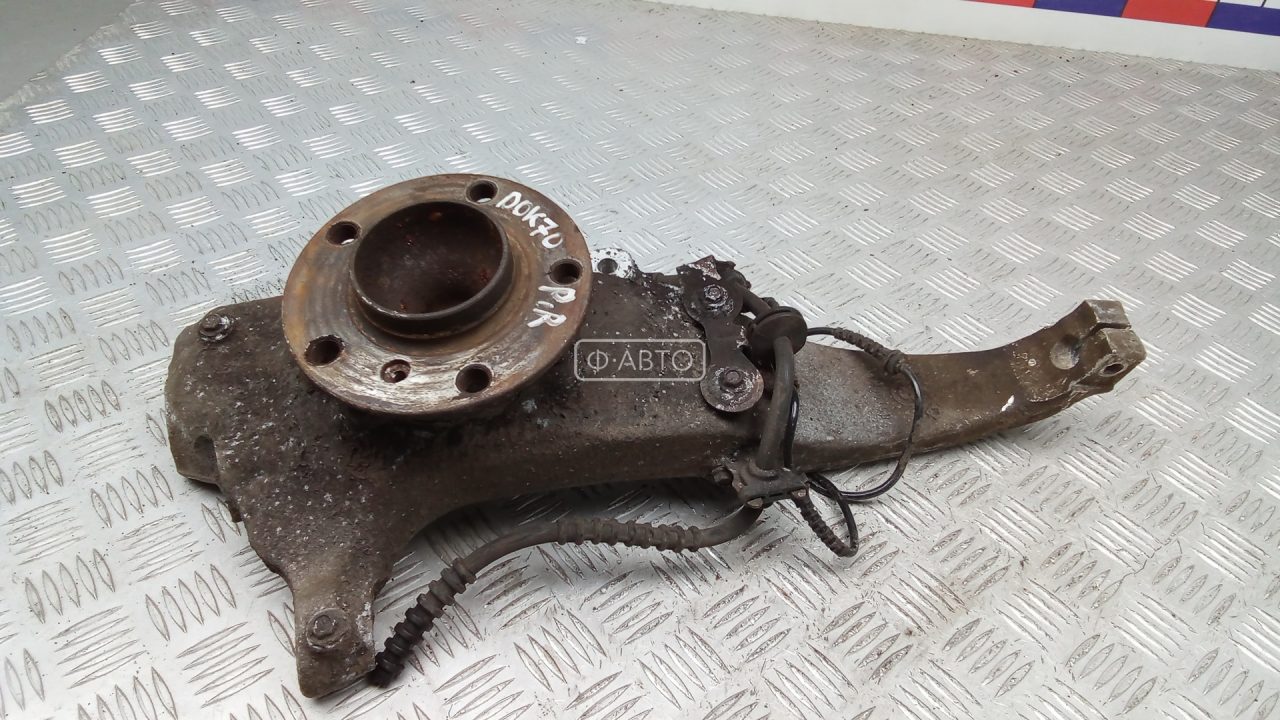 Ступица передняя правая