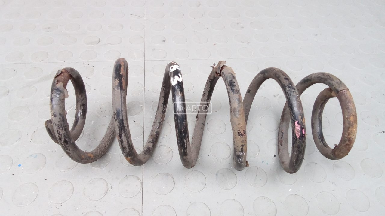 Пружина задняя