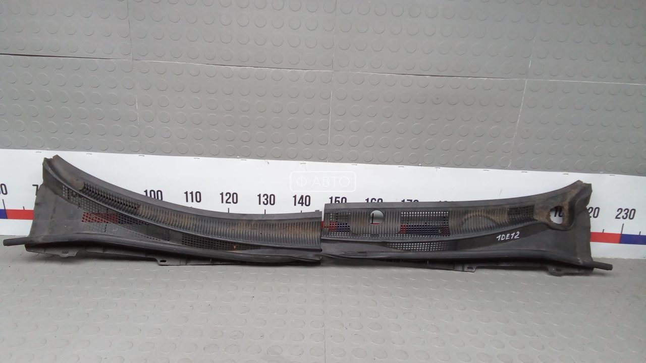 Накладка декоративная (жабо, дождевик)