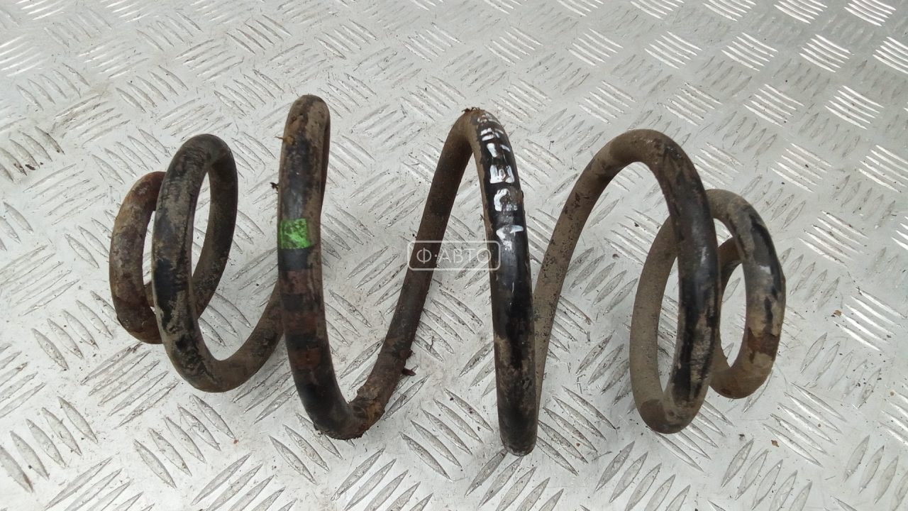 Пружина задняя