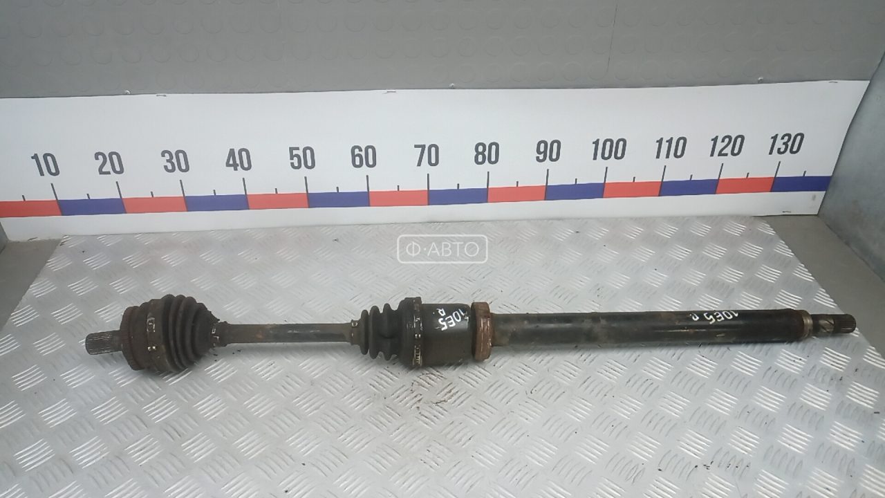 Привод передний правый