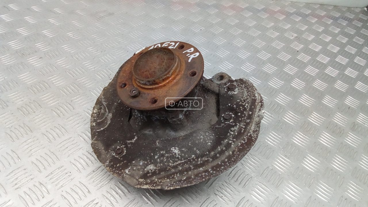 Ступица передняя правая