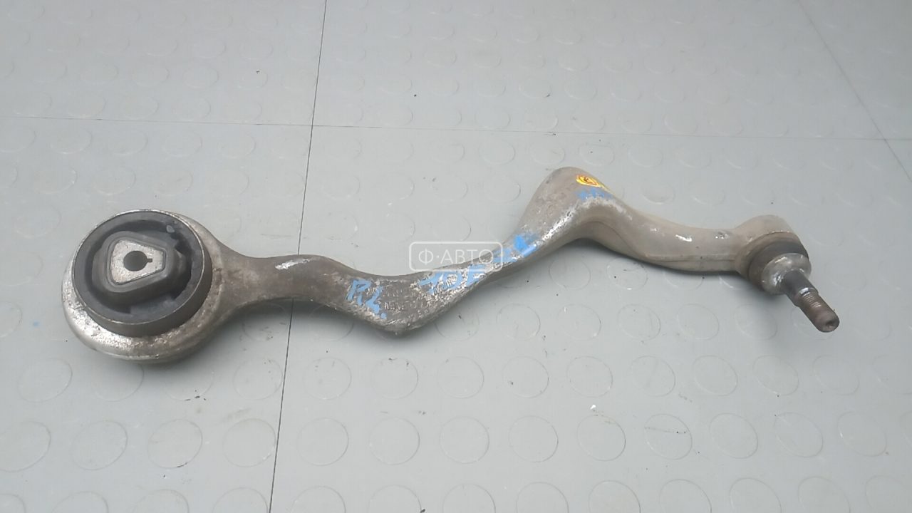 Рычаг передний нижний левый