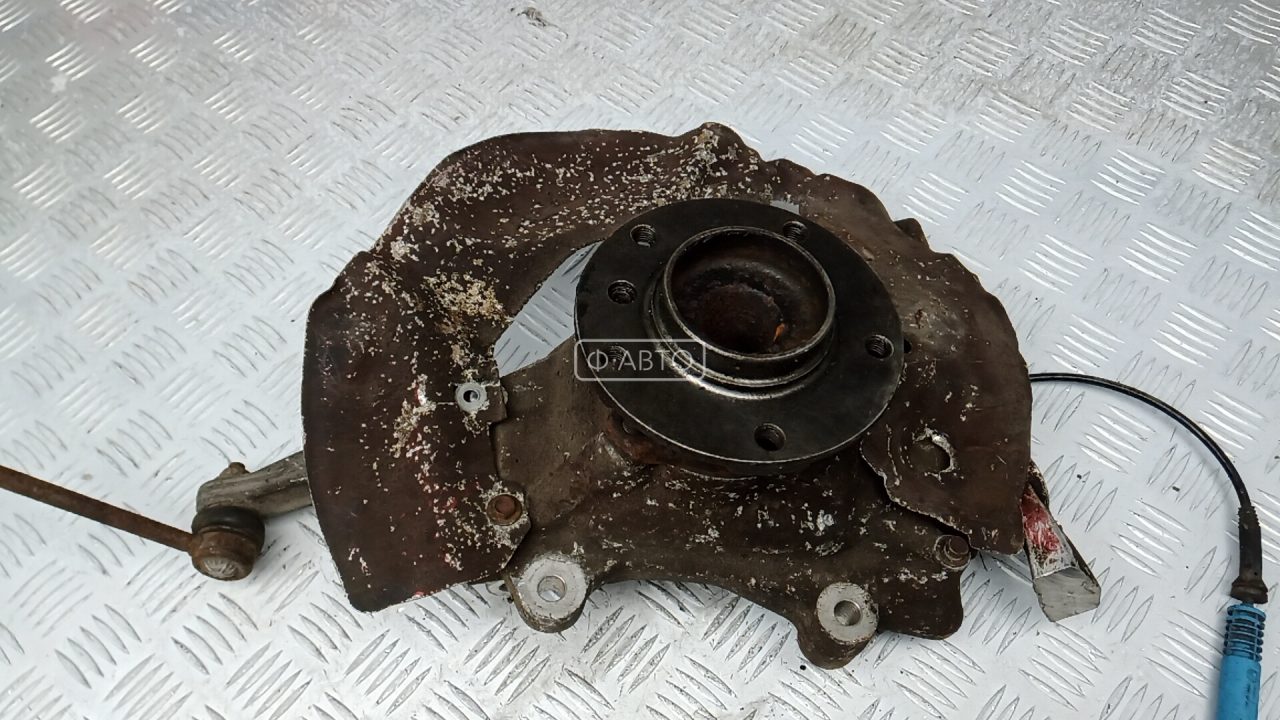 Ступица передняя правая