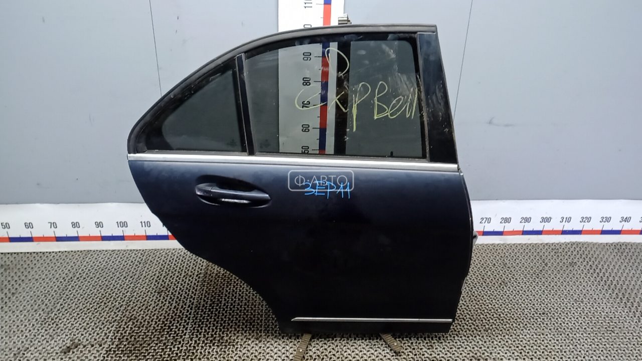 Дверь задняя правая