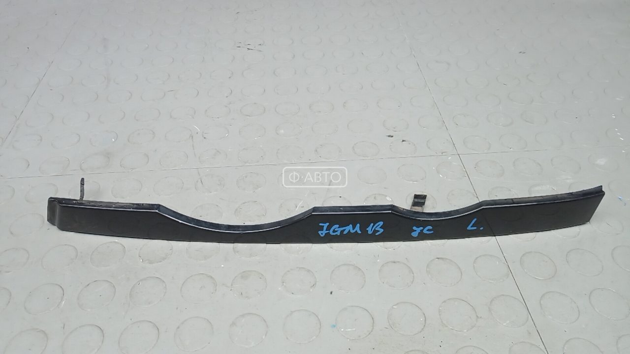 Ус под фару (ресничка) левый