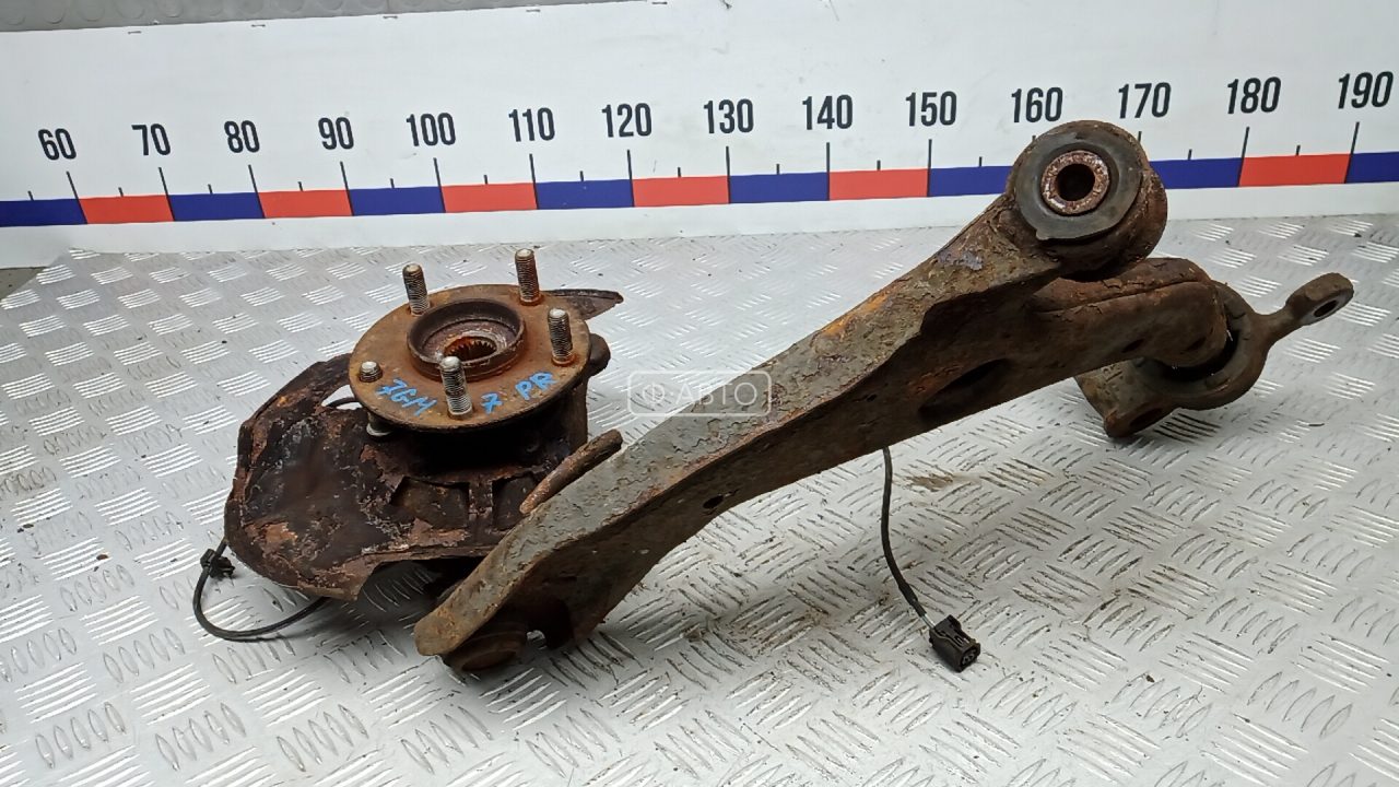 Ступица передняя правая