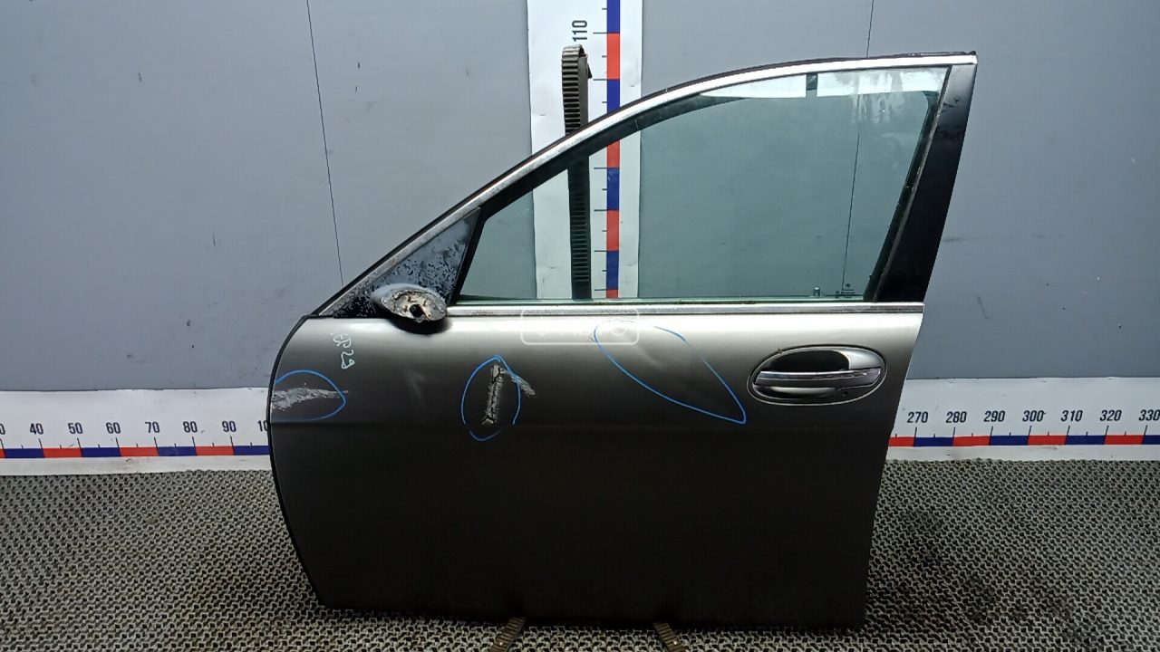 Дверь передняя левая