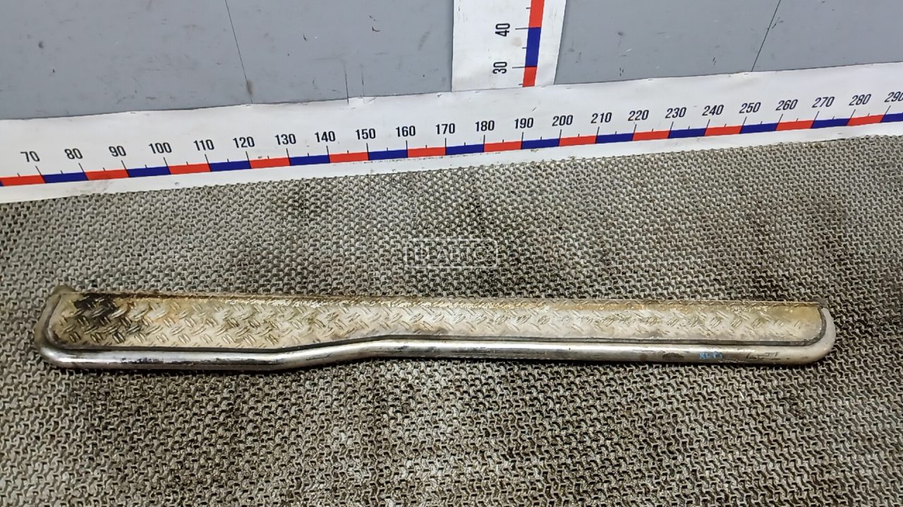 Подножка внешняя декоративная