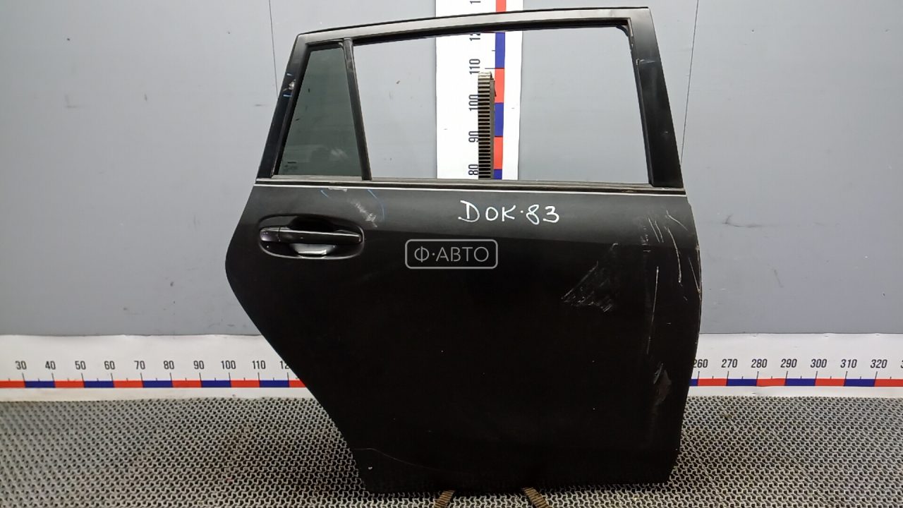 Дверь задняя правая