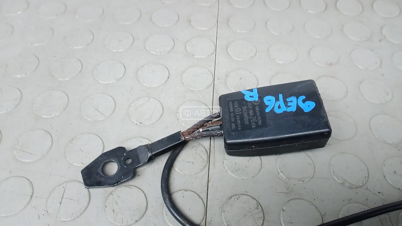 Защелка ремня безопасности