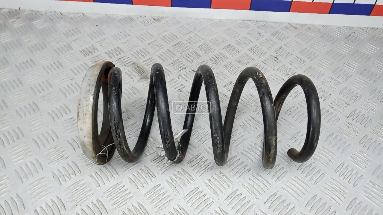 Пружина задняя