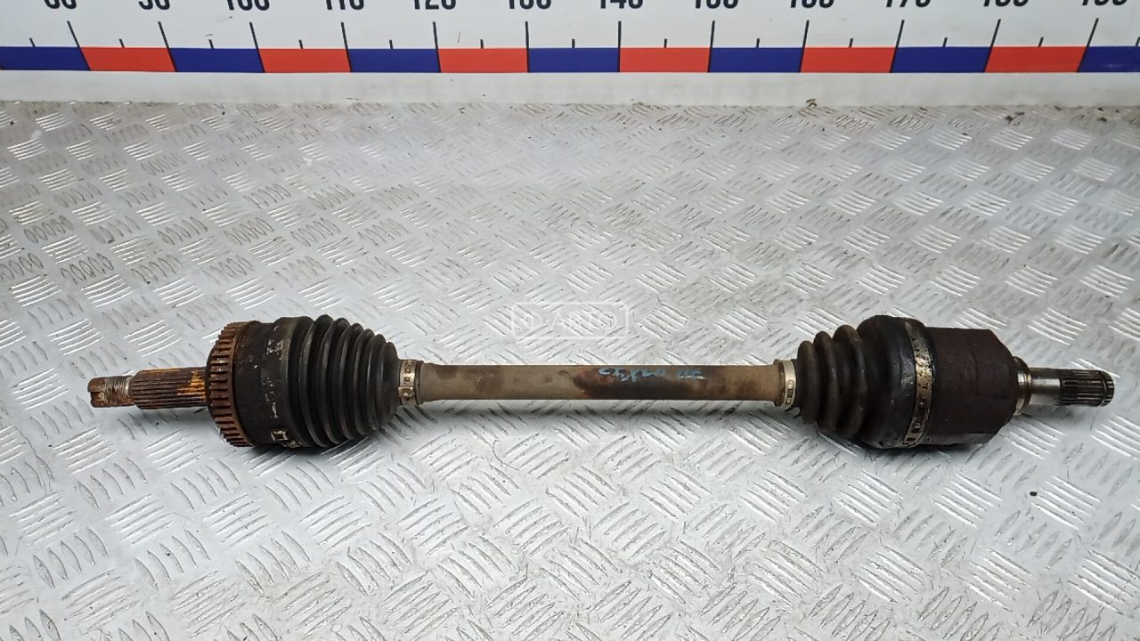 Привод передний левый