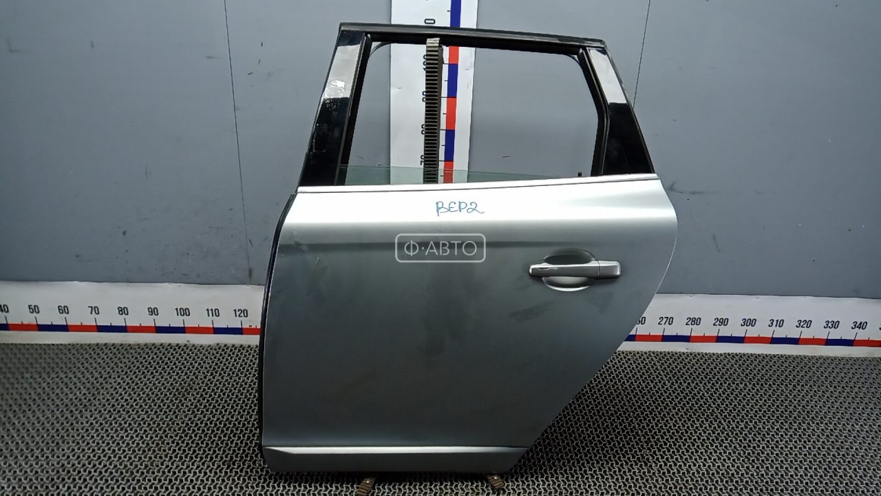 Дверь задняя левая