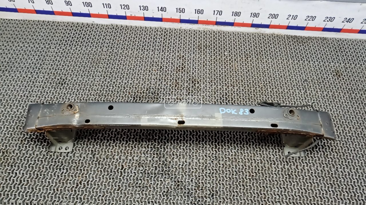 Усилитель бампера передний (кронштейн)