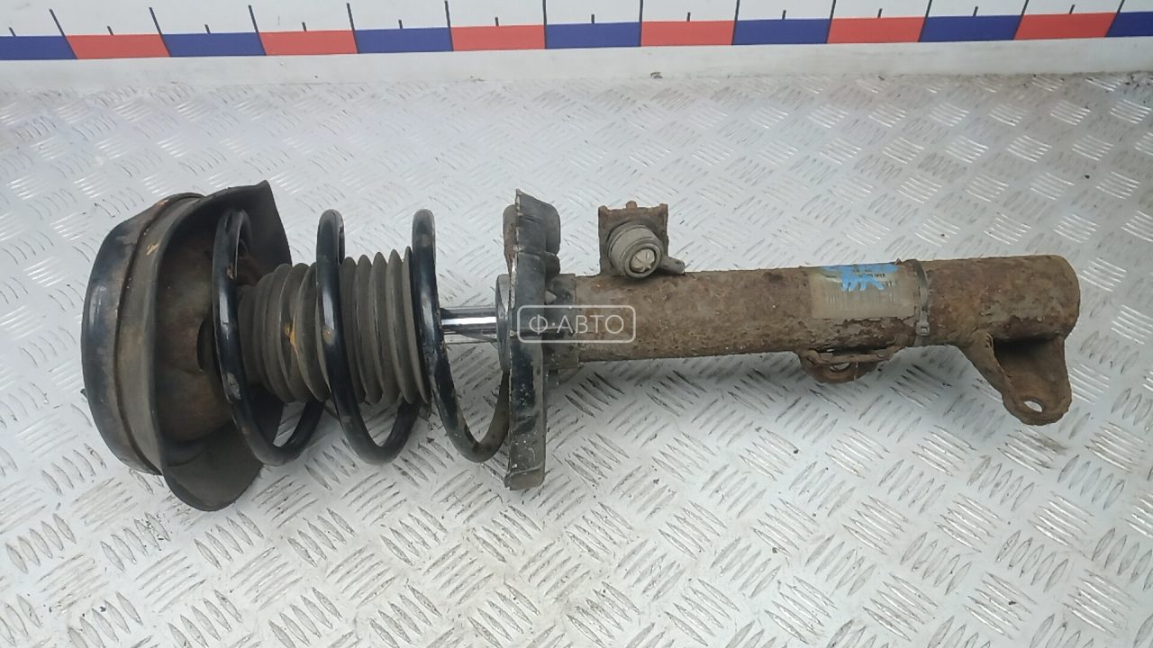 Стойка передняя левая