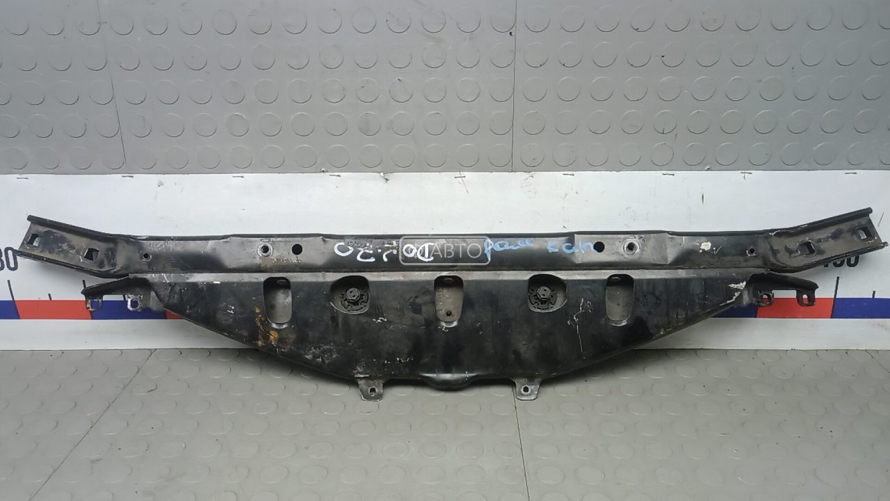 Рамка капота