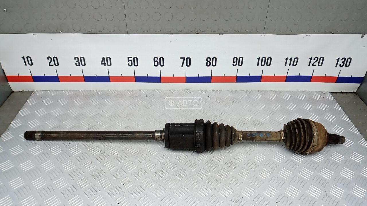 Привод передний правый